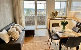 Przytulna Apartment Close To The Airport And Pkm